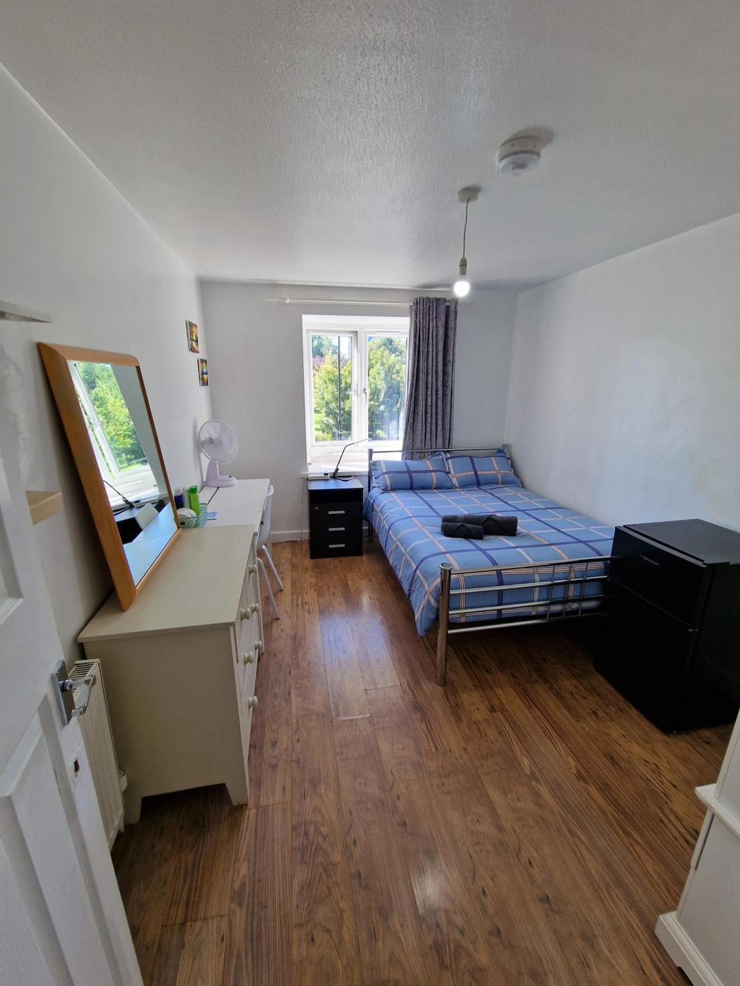 Cozy Double Bedroom In Zone 1-2 Central London Exteriör bild
